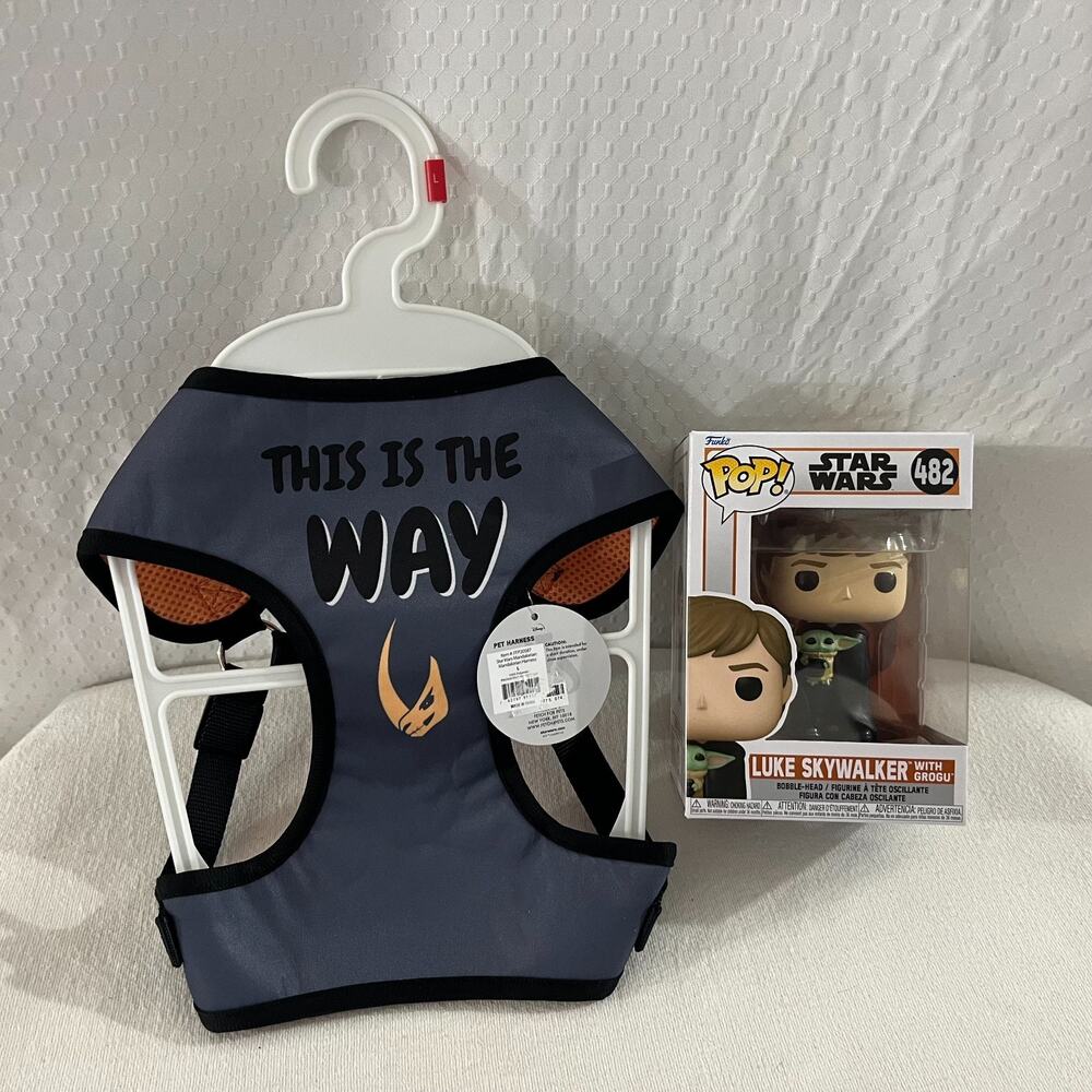 BUNDLE Star Wars Mandalorian Pet Harness & Funko Pop! Luke Skywalke/Grogu #482